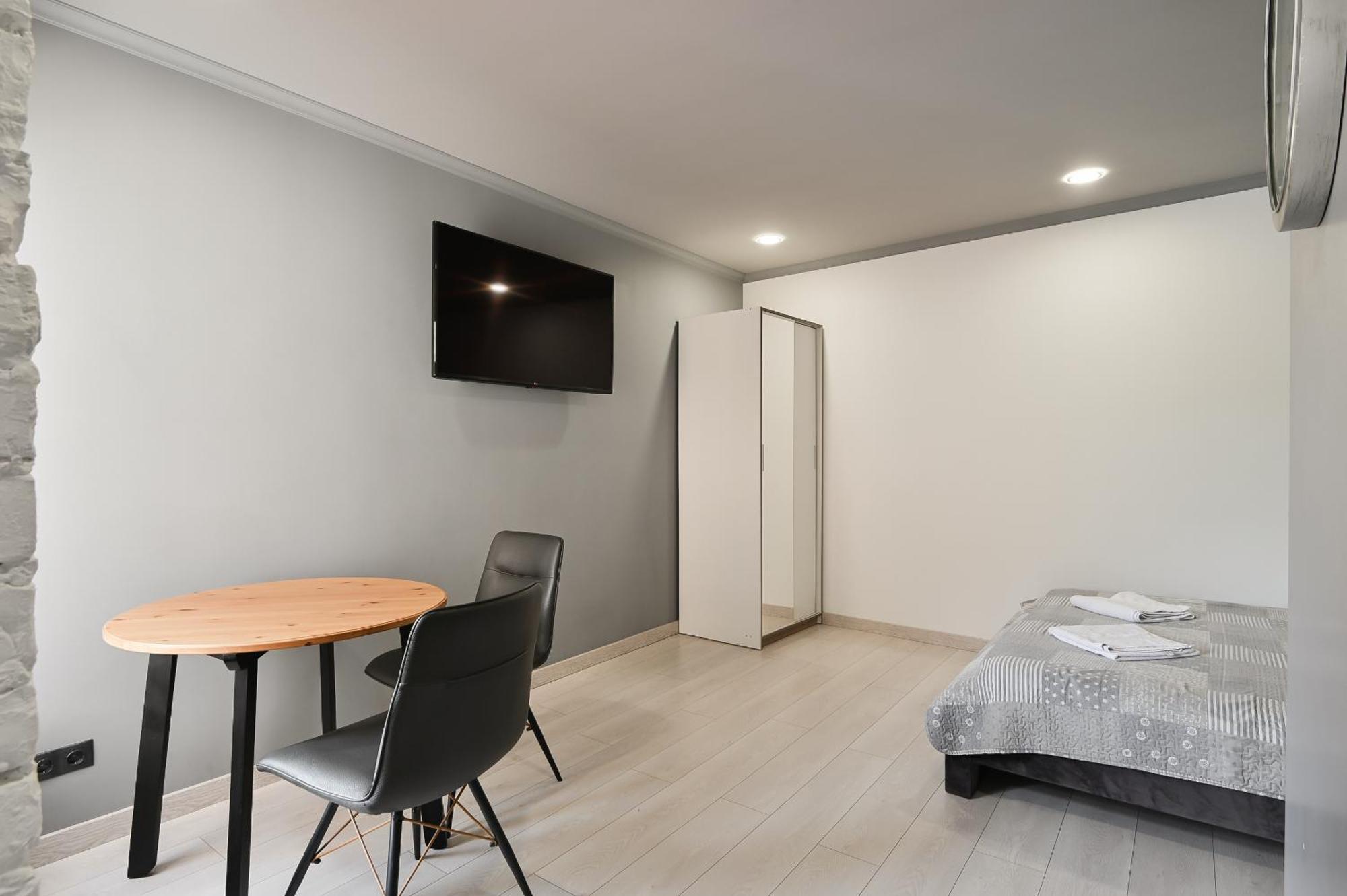 Loft design studio apartment Riga Buitenkant foto